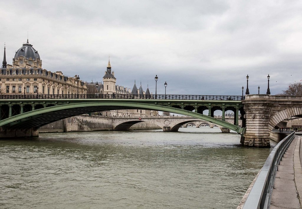 Paris - pont notre-dame
